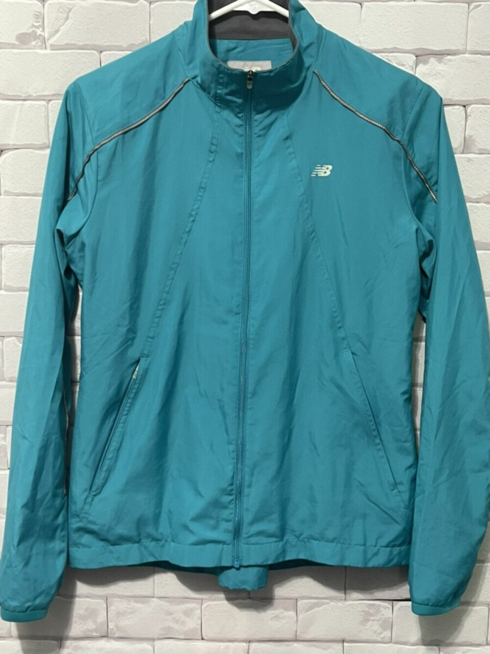 Womens New Balance Light Jacket Teal Green Windbreaker sz XS